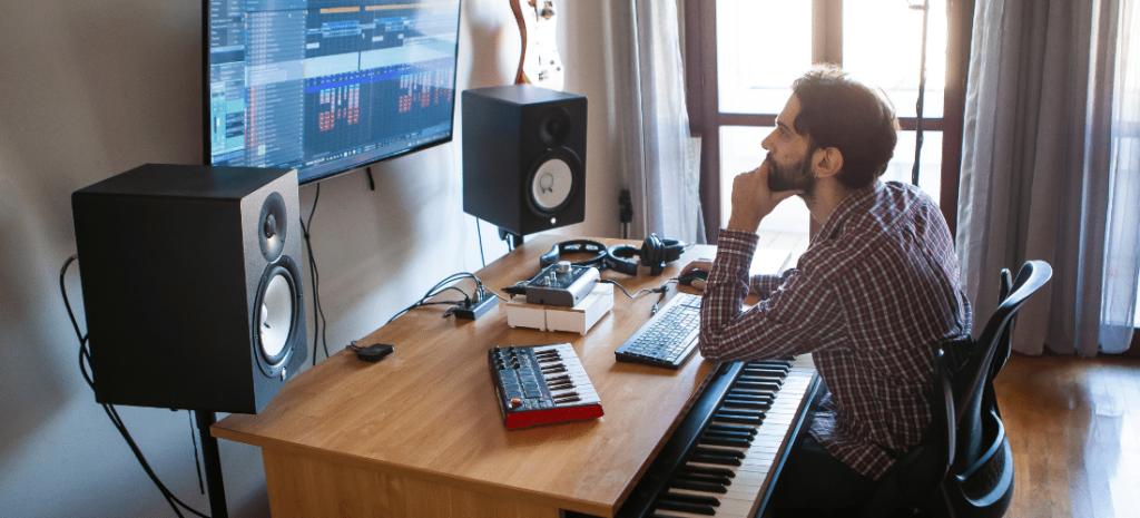 How to Make Money With a Home Recording Studio